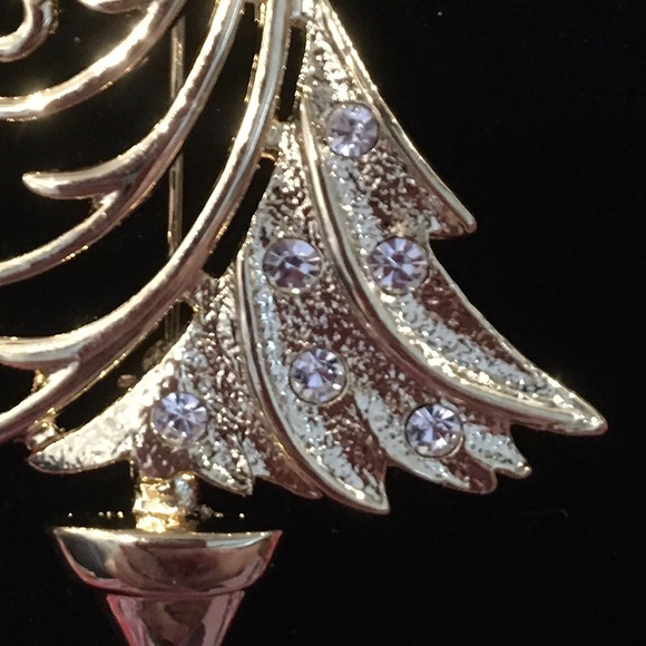 Christmas Tree Pin - Picture 3 of 4